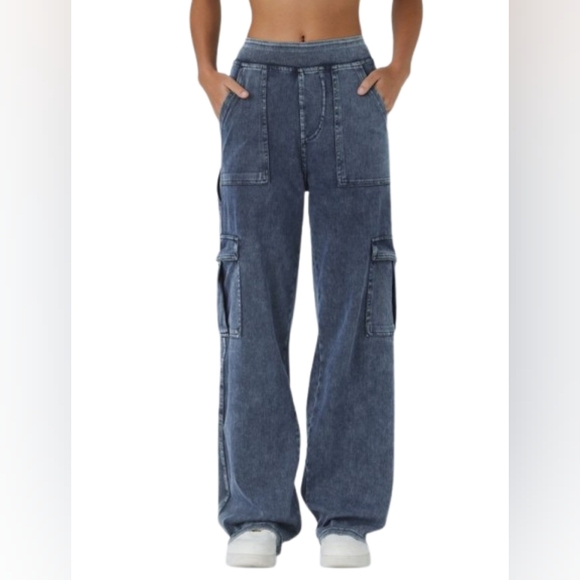 HALARA XLP Mid Rise Pockets Straight Leg Stretchy Knit Casual Cargo Jeans - Picture 10 of 11